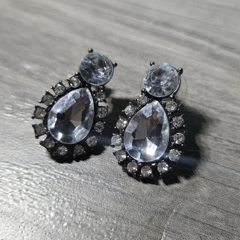 Elegant Silver Rhinestone Teardrop Earrings